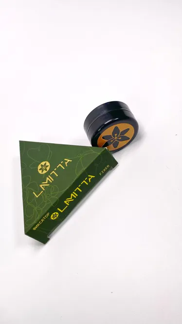 Huvudbild GLUE BALM LAMITTA X EYE DO 